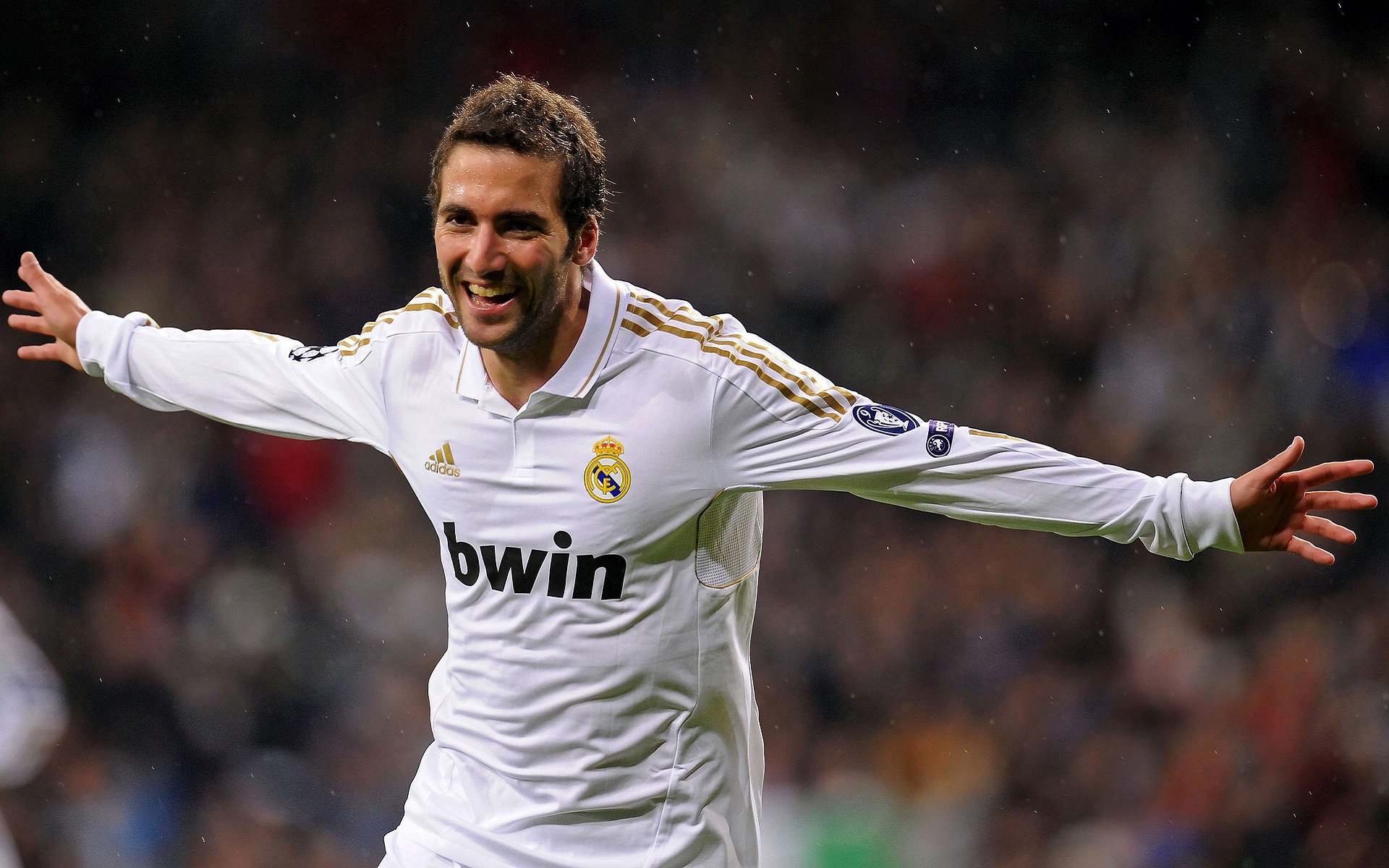 孙铭徽复出首秀出彩，多特蒙德主场大胜川崎前锋，豪取3连胜的简单介绍